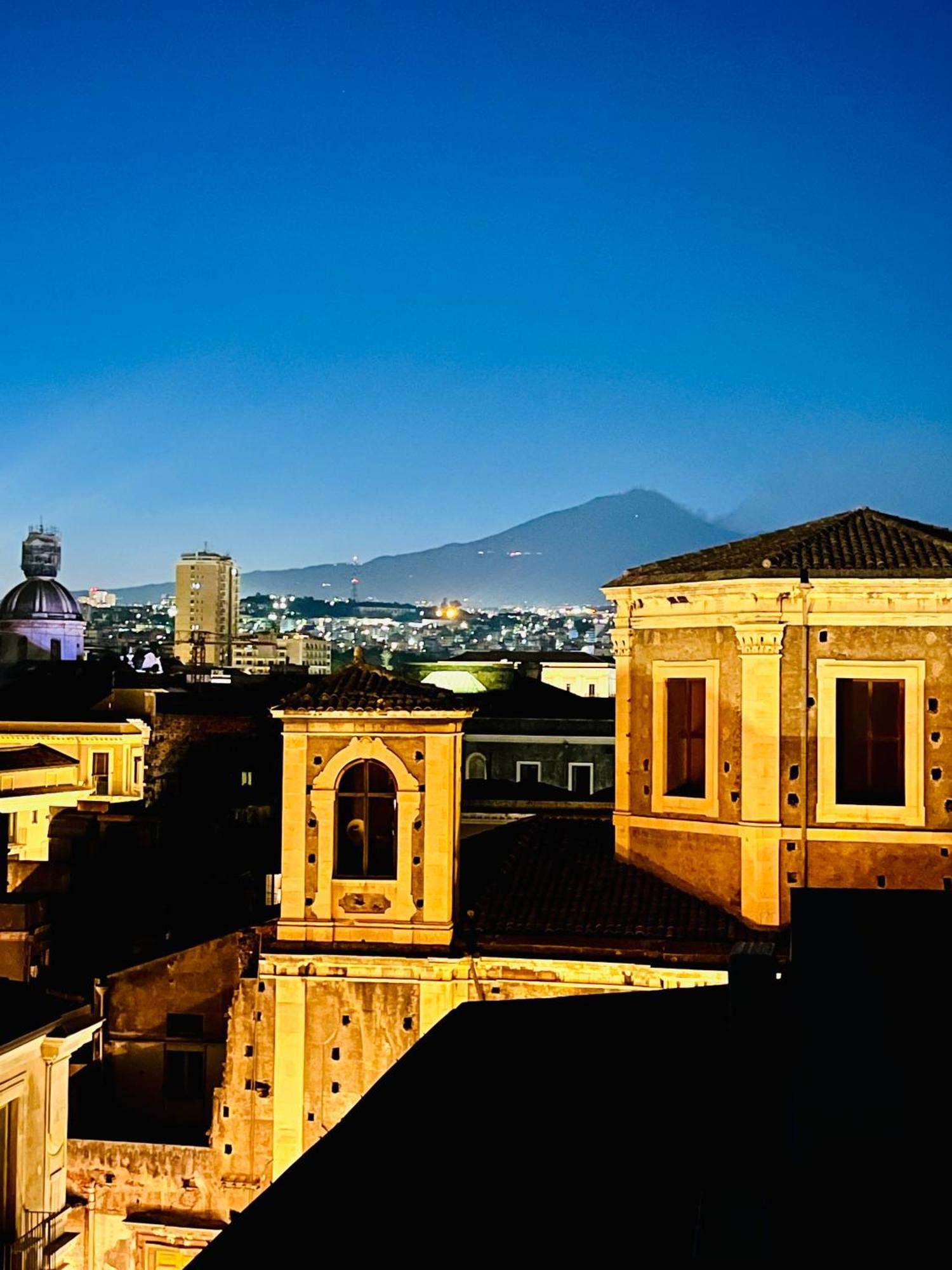 Апартаменты La Terrazza Di Sant'Agata Катания Экстерьер фото